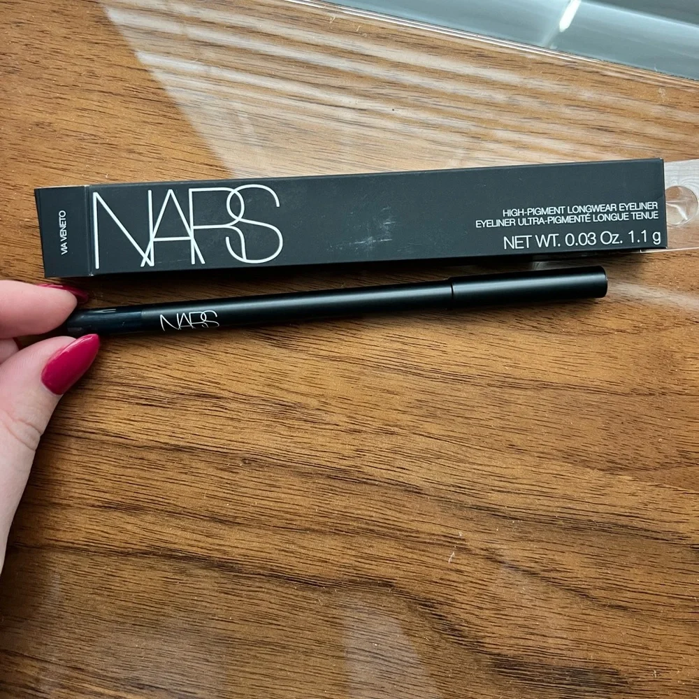 New! NARS High Pigment Longwear Eyeliner via Veneto - black color